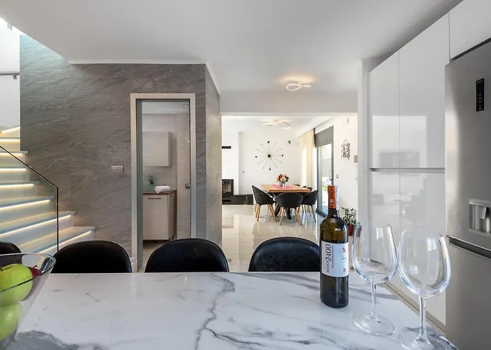 Rhodes Billys Asgourou