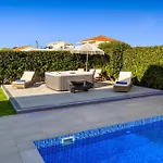 Rhodes Billys Βίλα *