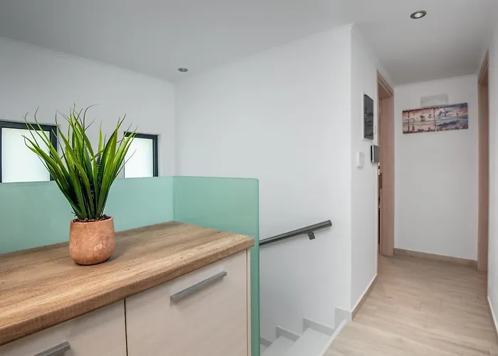 Rhodes Billys Willa *