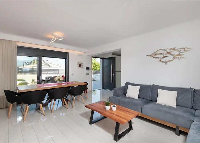 Вилла Rhodes Billys *